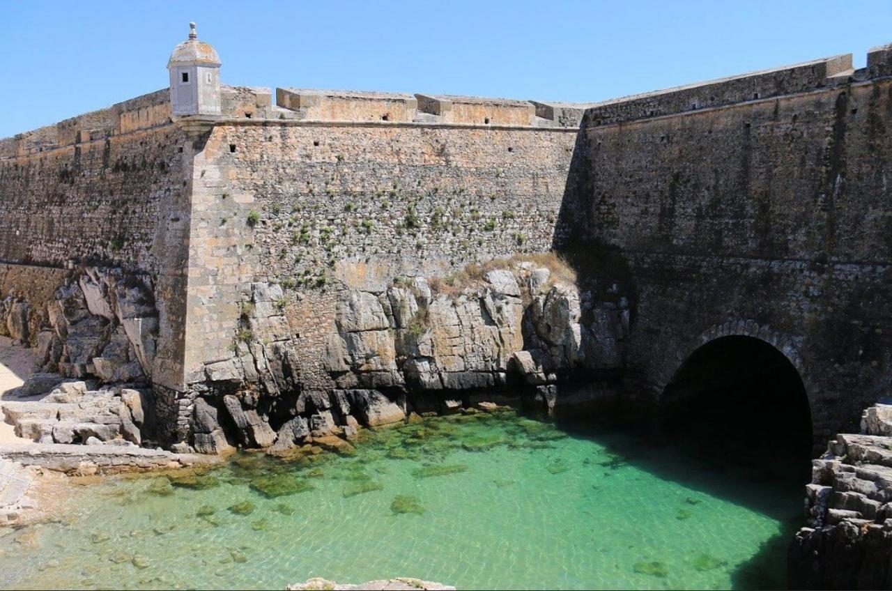 Appartement Jusqu'A 6 Personnes Sur La Presqu'Ile De Peniche Surf Portugal Buitenkant foto